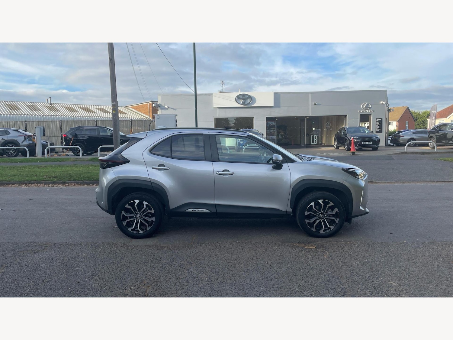 Used Toyota Yaris Cross 2023 for sale - 76283962: Photo 18