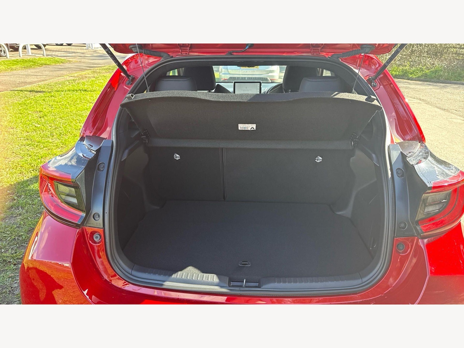 Used Toyota Yaris 2024 for sale - 78062596: Photo 16