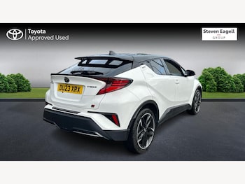 Used Toyota C-HR 2023 for sale - 76855998: Photo
