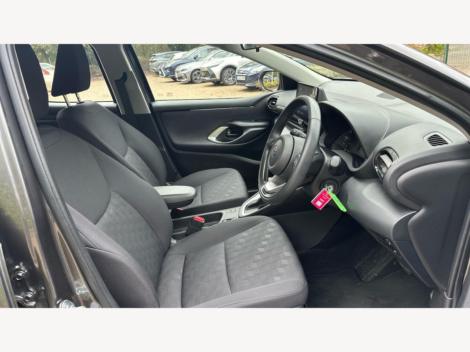 Used Toyota Yaris 2024 for sale - 77320534: Photo 13