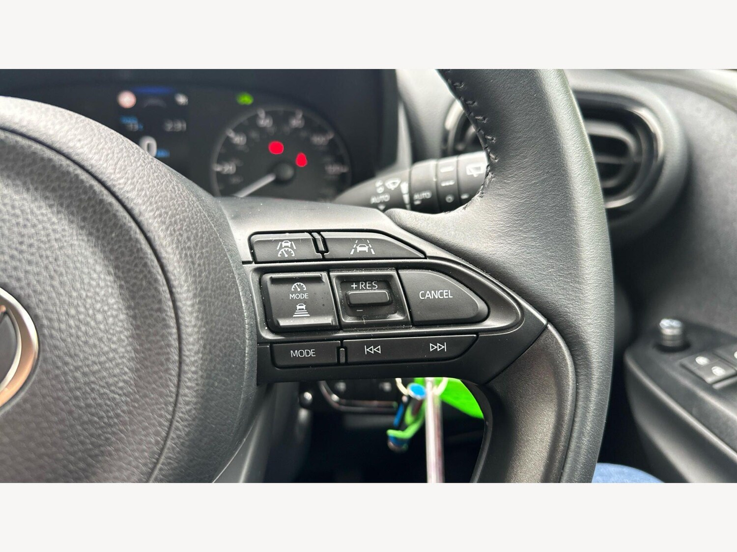 Used Toyota Yaris 2024 for sale - 77320534: Photo 23