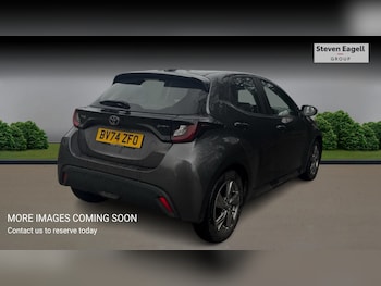 Used Toyota Yaris 2024 for sale - 77320534: Photo