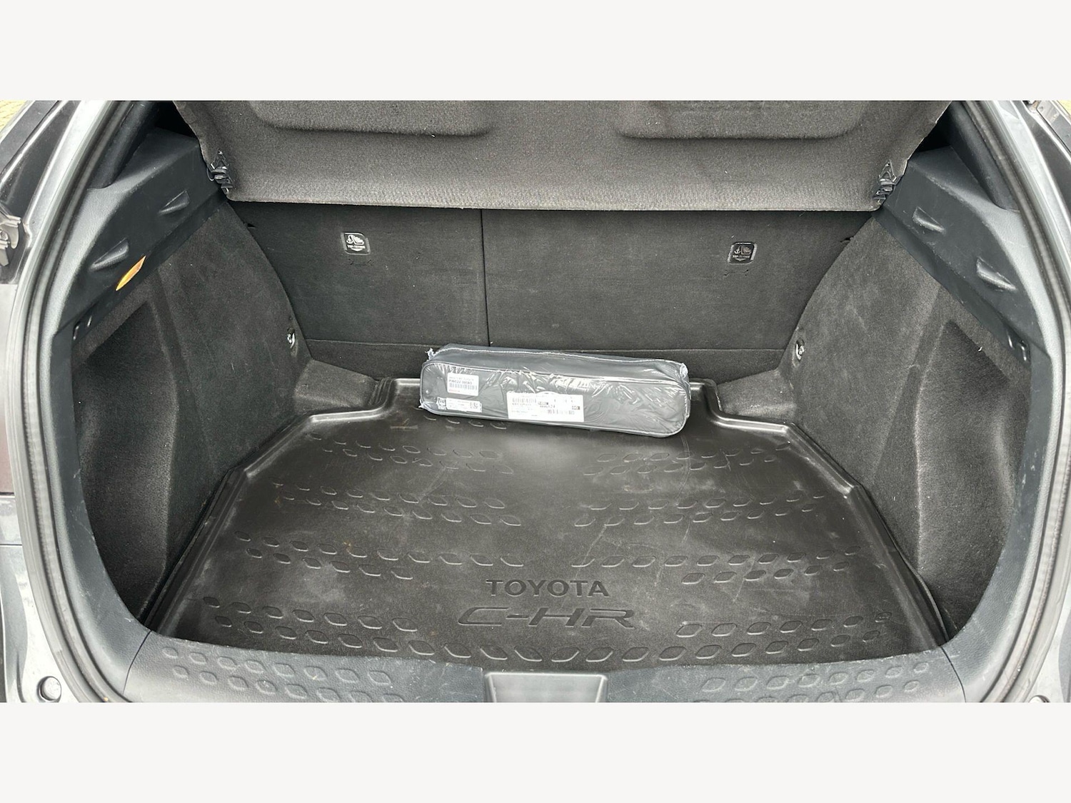 Used Toyota C-HR for sale - 77753879: Photo 16