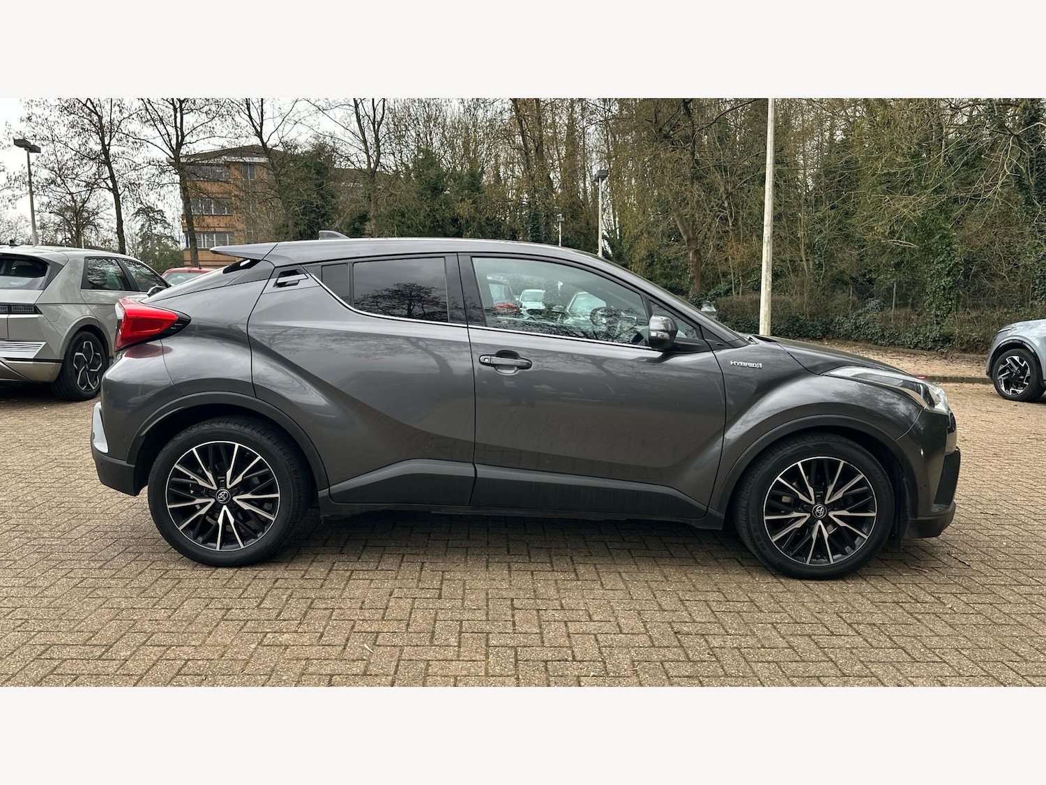 Used Toyota C-HR for sale - 77753879: Photo 18