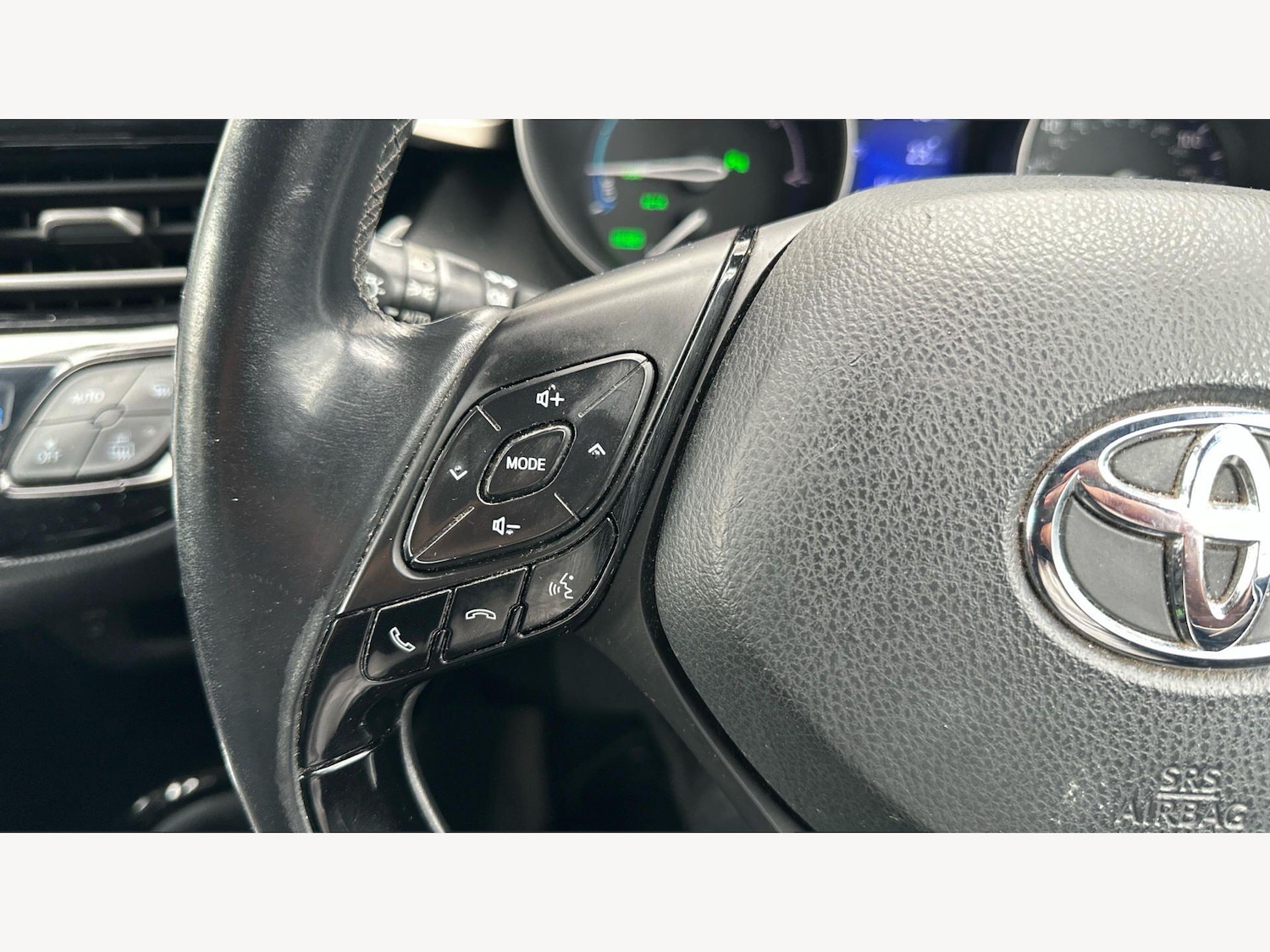 Used Toyota C-HR for sale - 77753879: Photo 26