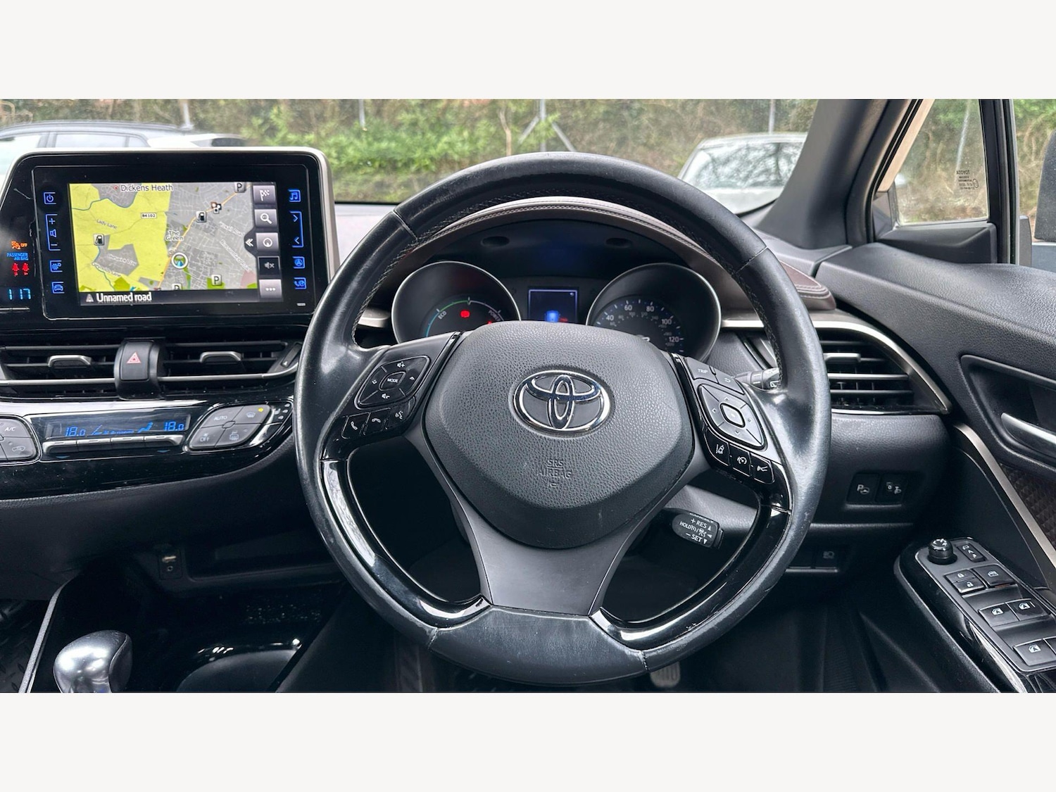 Used Toyota C-HR for sale - 77753879: Photo 8