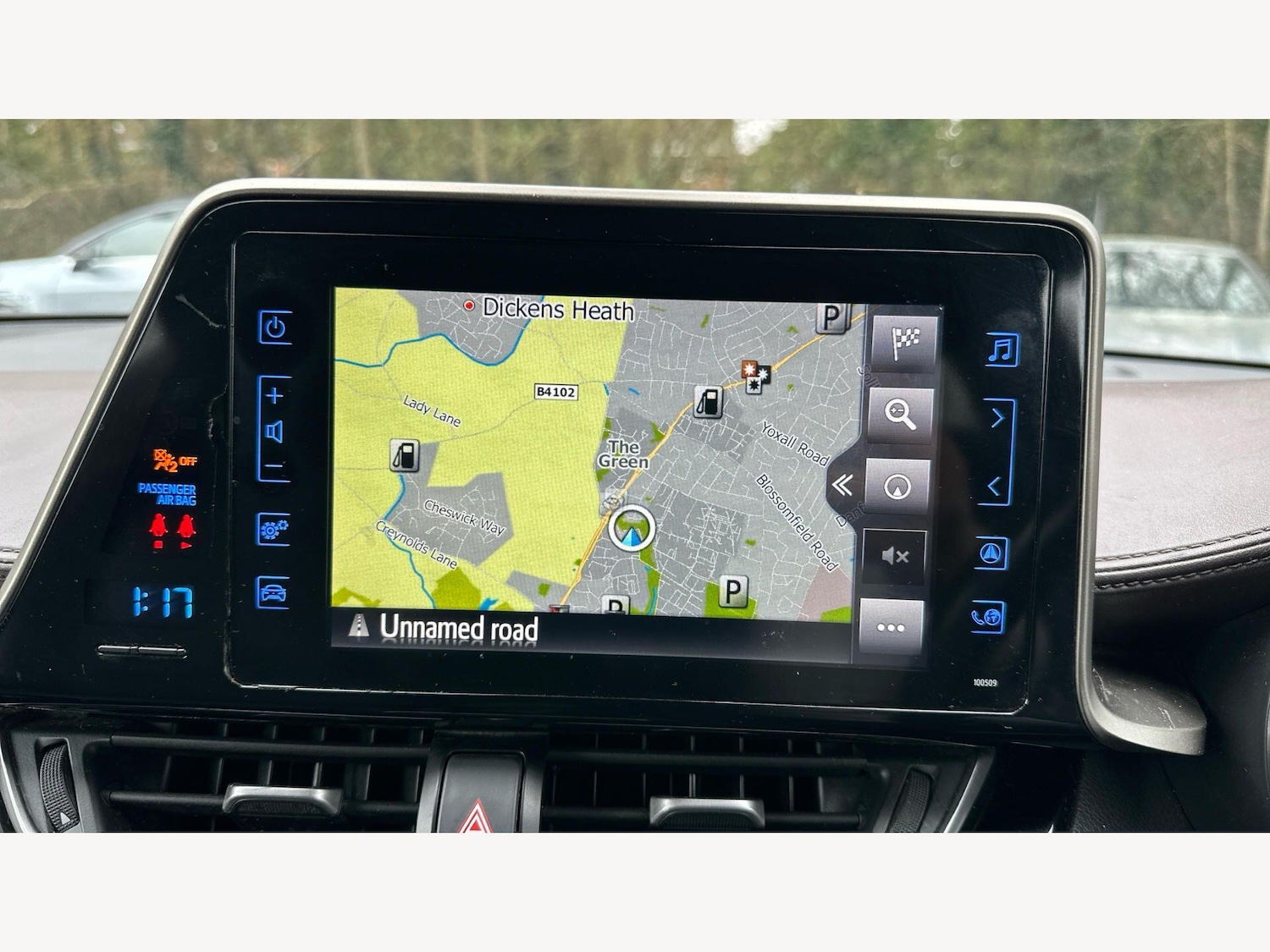 Used Toyota C-HR for sale - 77753879: Photo 9