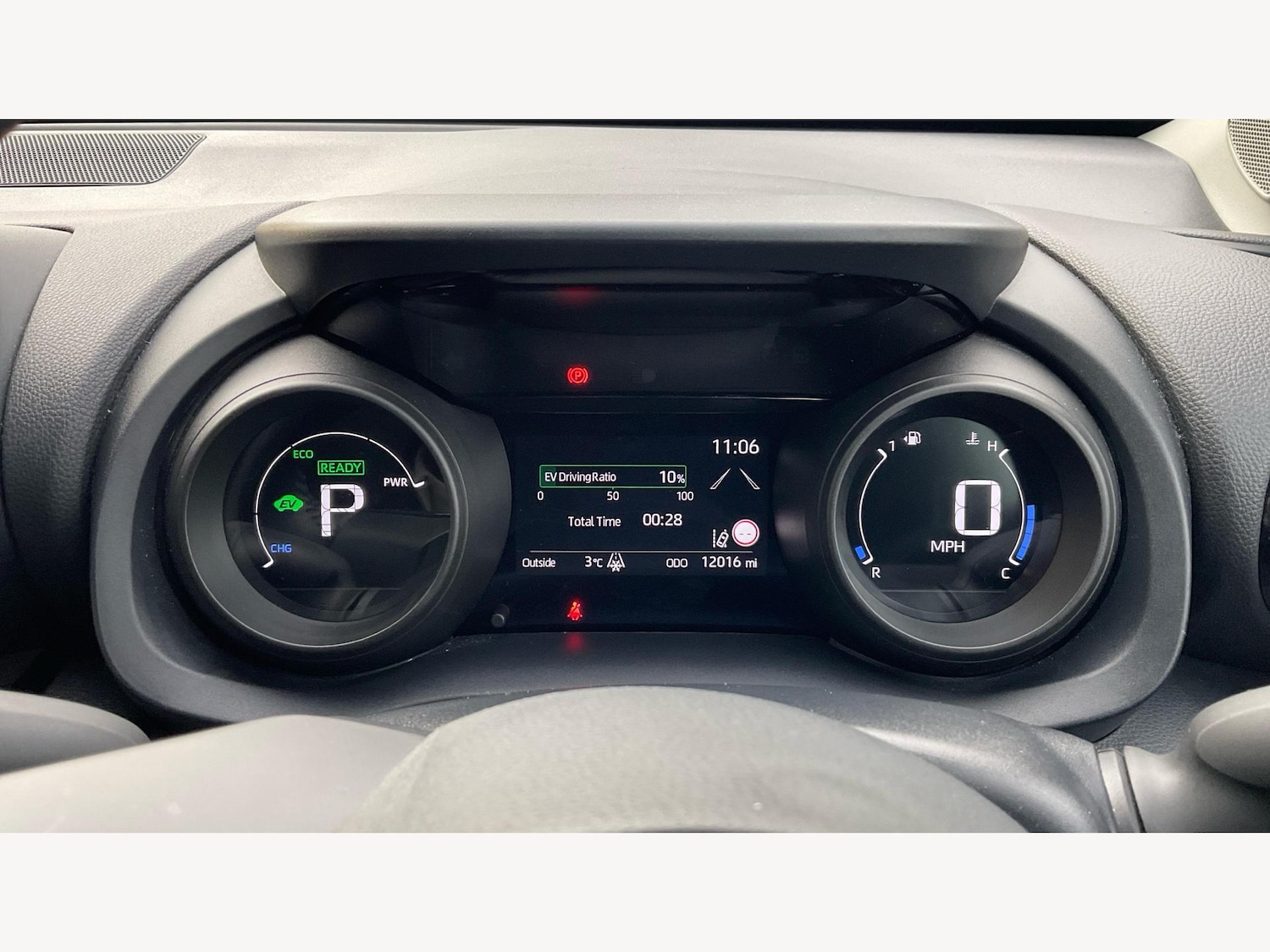 Used Toyota Yaris Cross 2024 for sale - 77400658: Photo 11