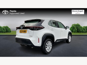 Used Toyota Yaris Cross 2024 for sale - 77400658: Photo