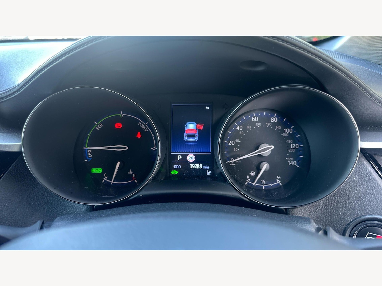 Used Toyota C-HR 2023 for sale - 78204160: Photo 11