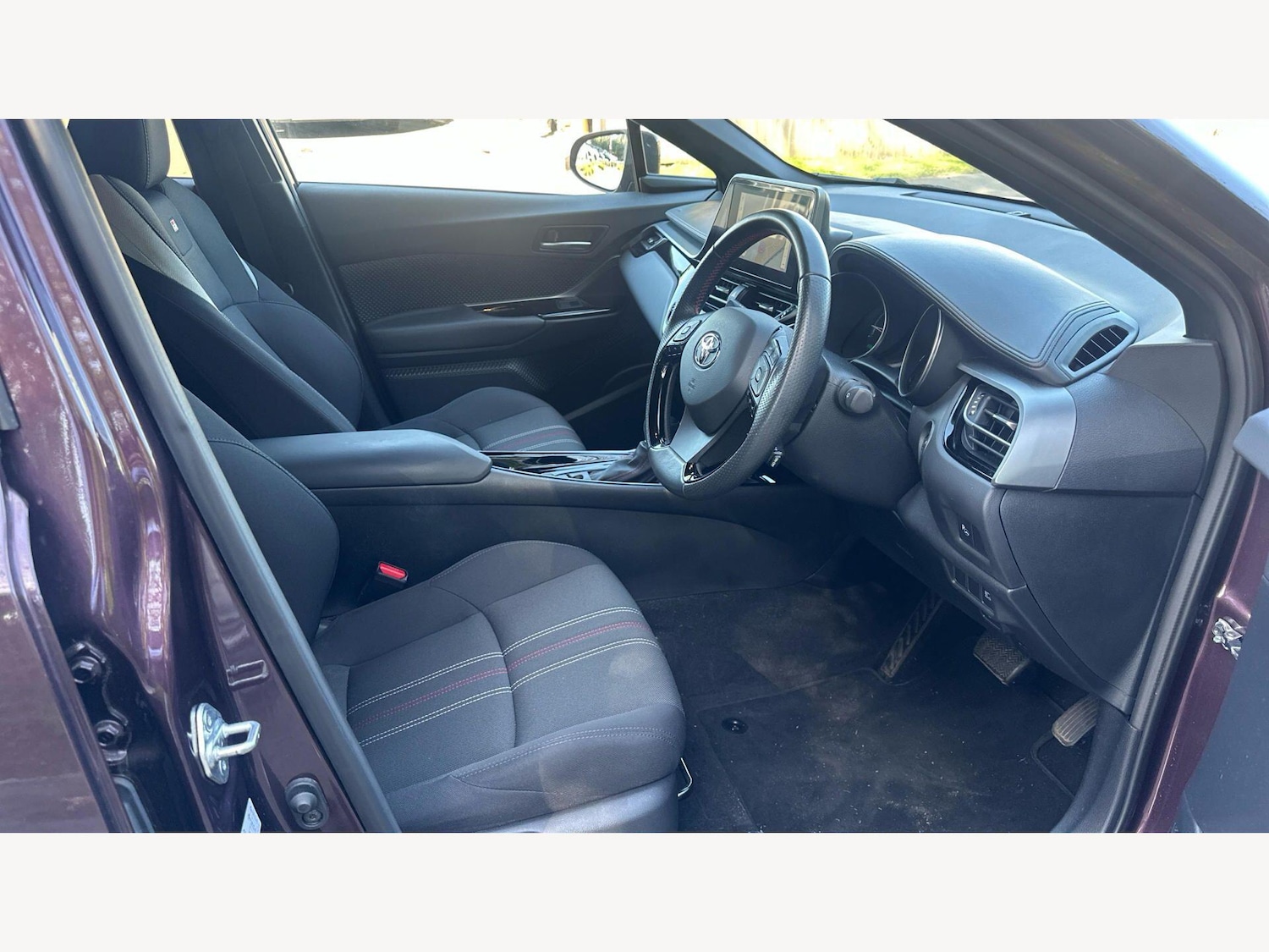 Used Toyota C-HR 2023 for sale - 78204160: Photo 13