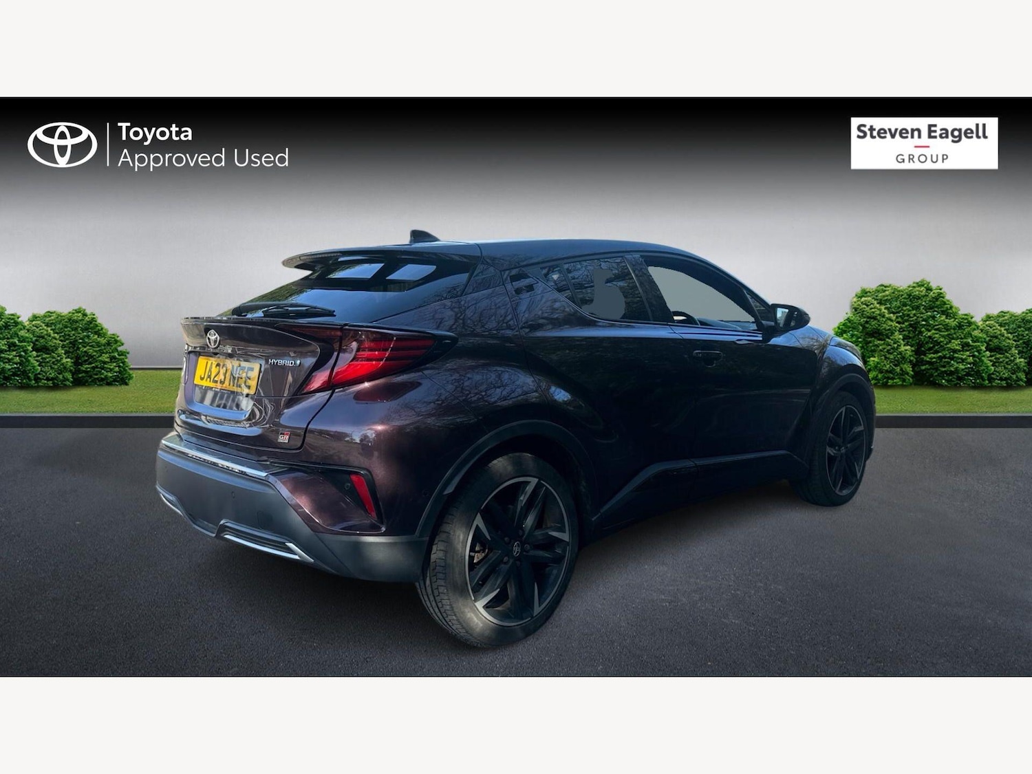 Used Toyota C-HR 2023 for sale - 78204160: Photo 2