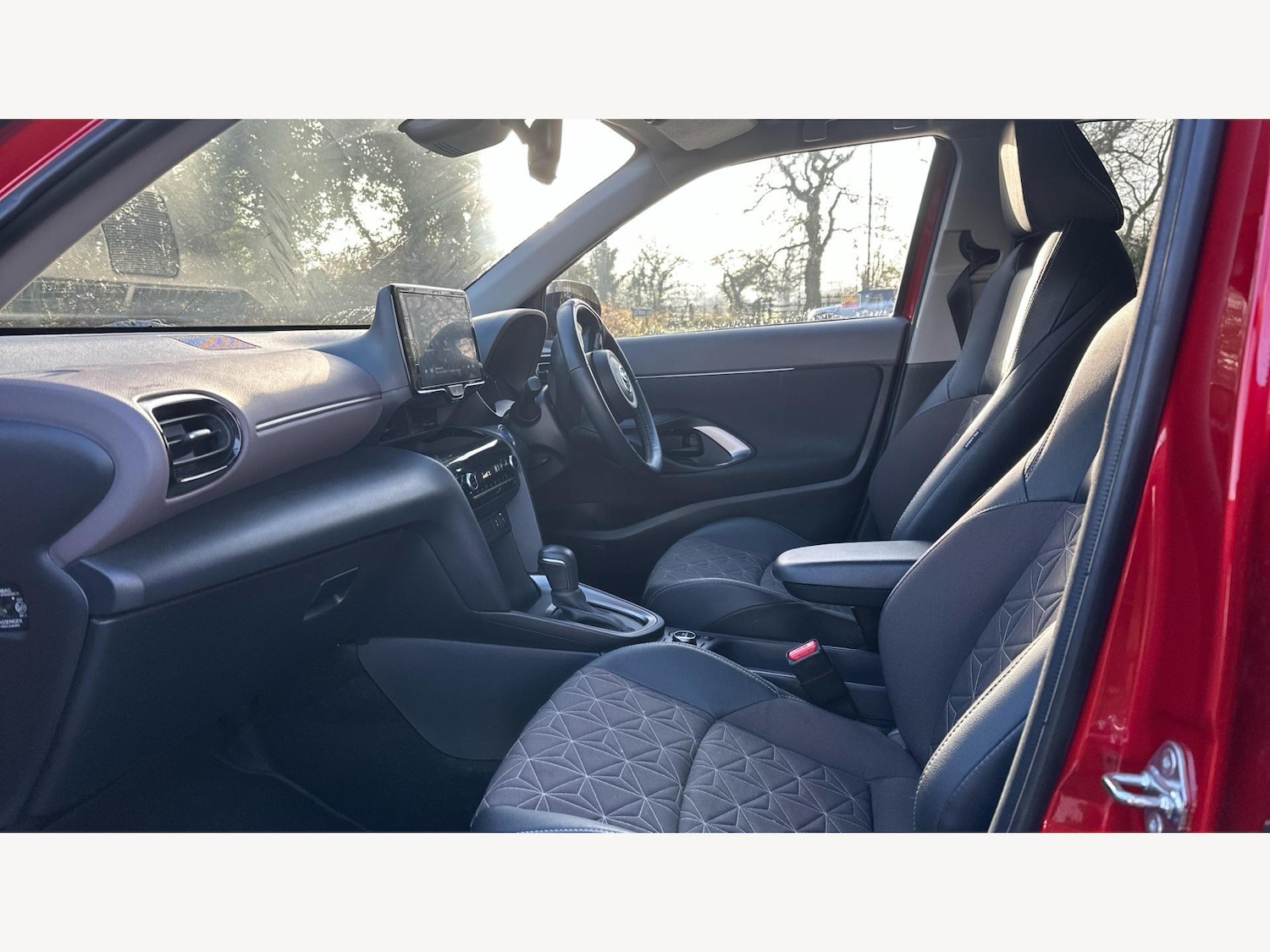 Used Toyota Yaris Cross 2023 for sale - 77155822: Photo 12