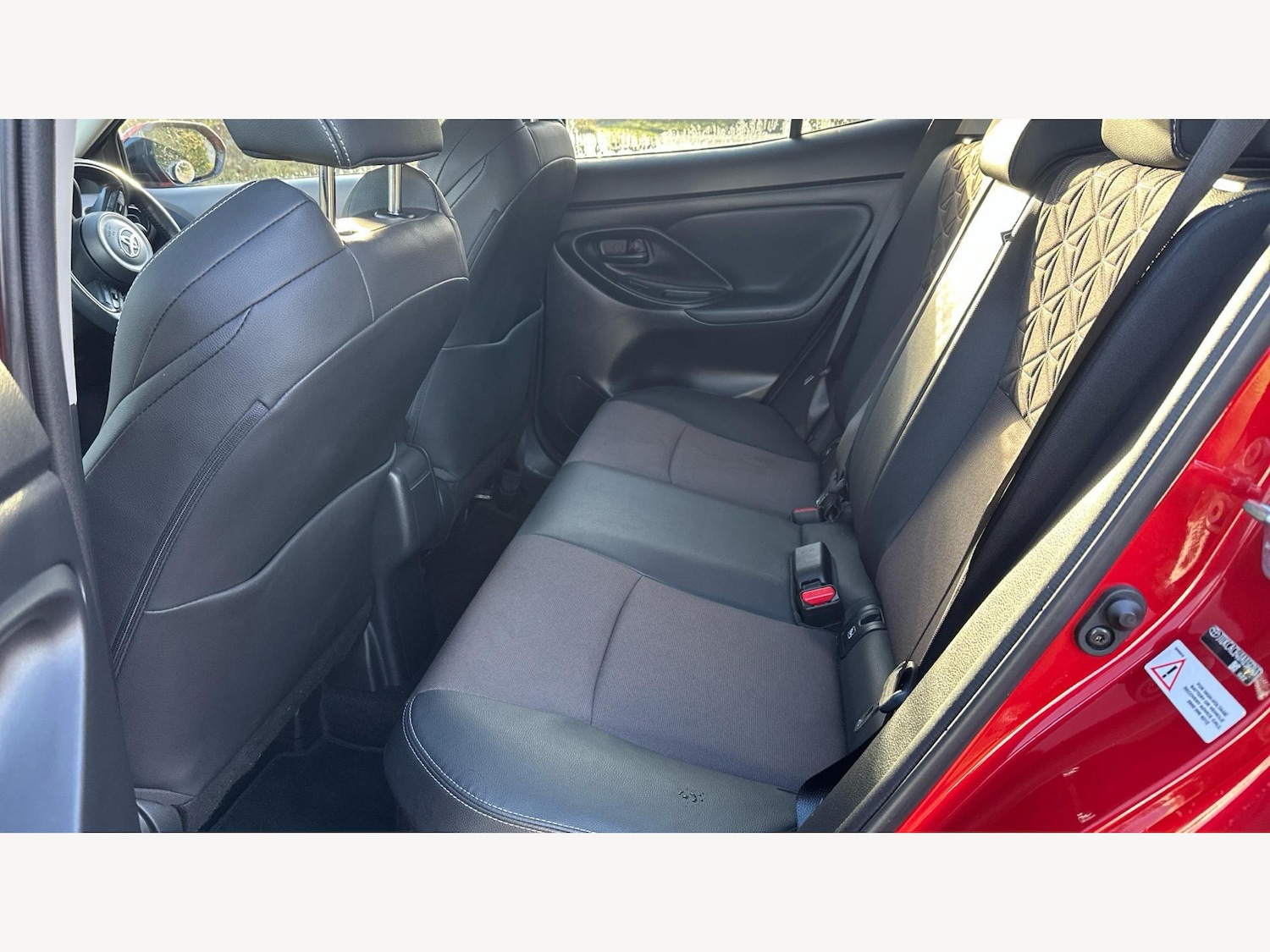 Used Toyota Yaris Cross 2023 for sale - 77155822: Photo 15