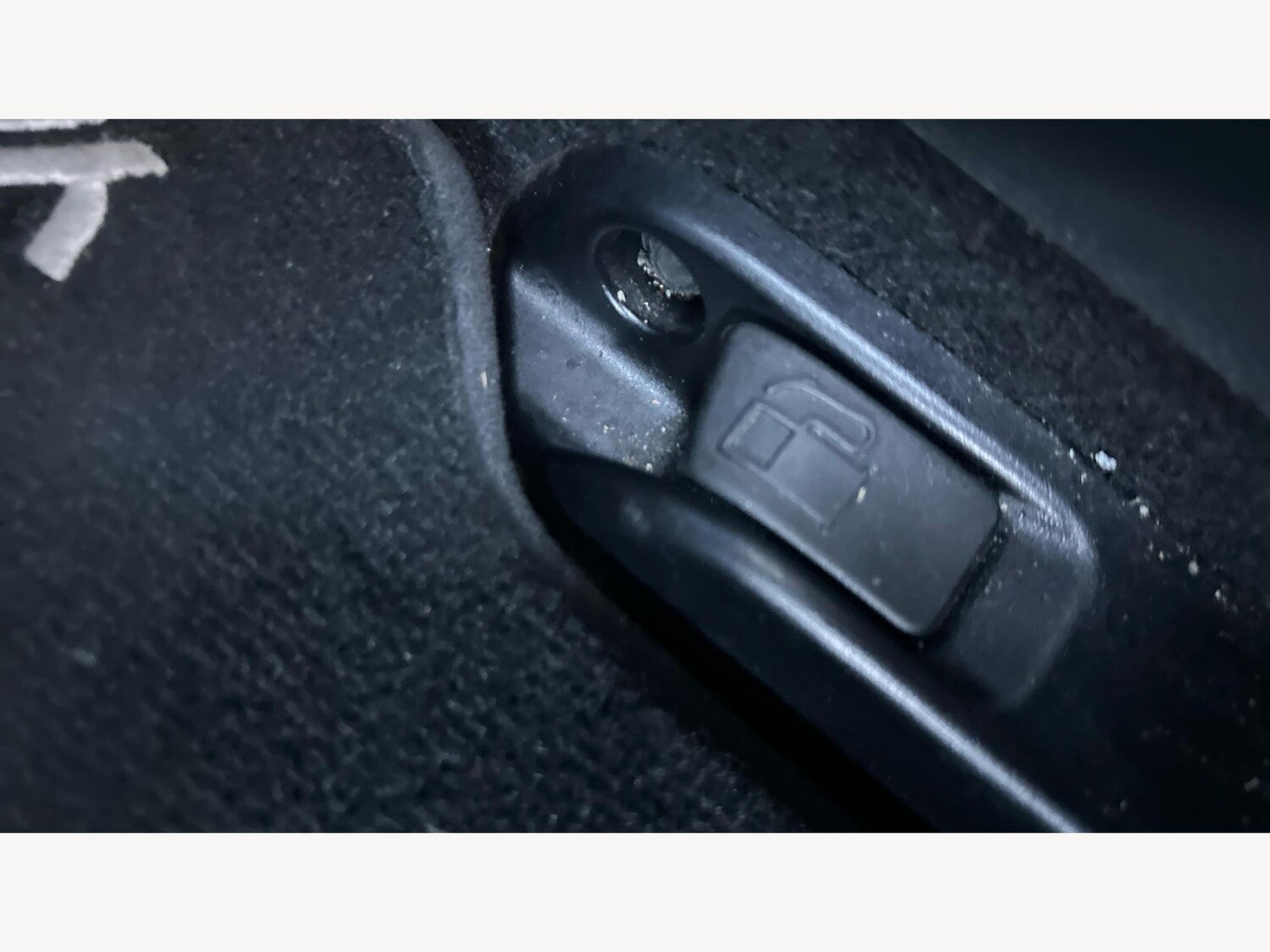 Used Toyota Yaris Cross 2023 for sale - 77155822: Photo 23