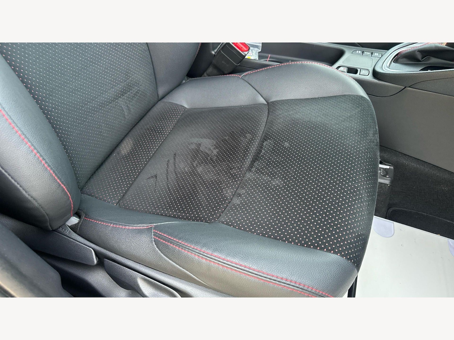 Used Toyota Yaris for sale - 78204036: Photo 19