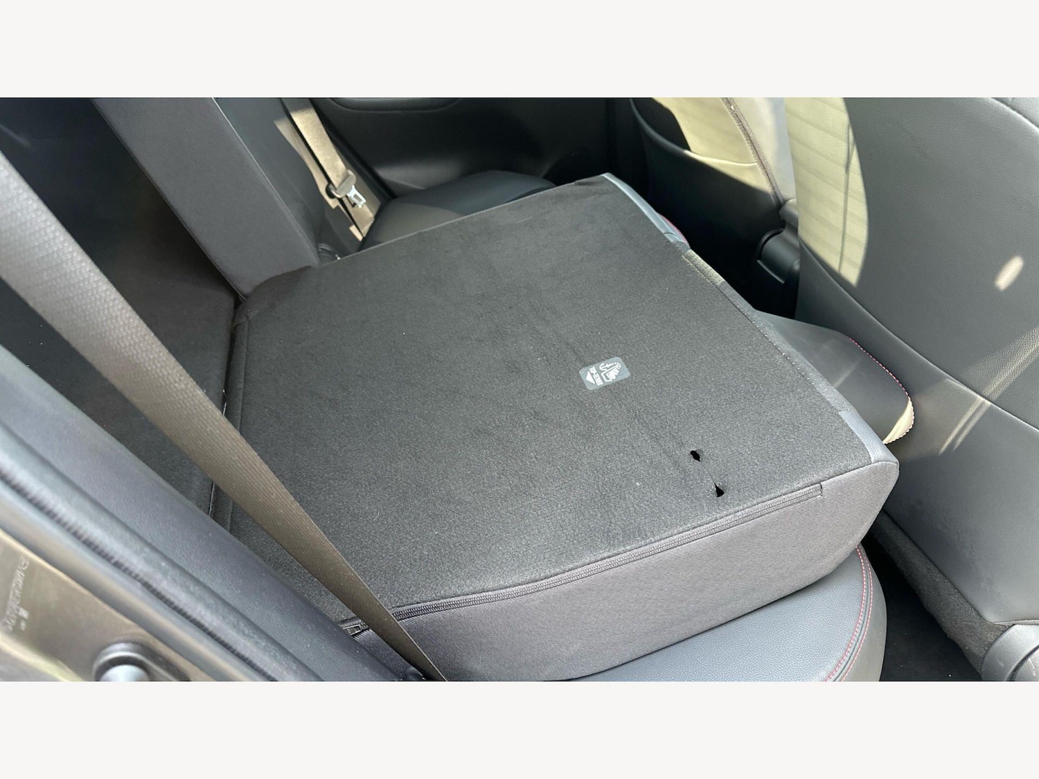 Used Toyota Yaris for sale - 78204036: Photo 20