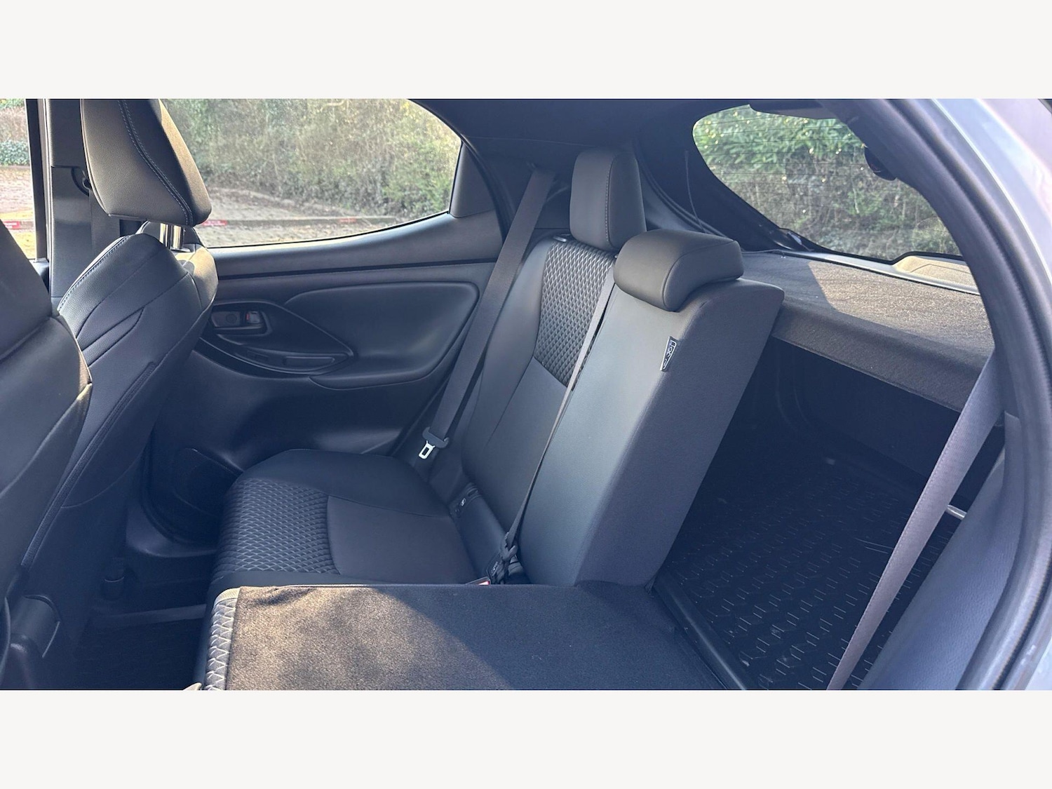 Used Toyota Yaris 2024 for sale - 78062726: Photo 22