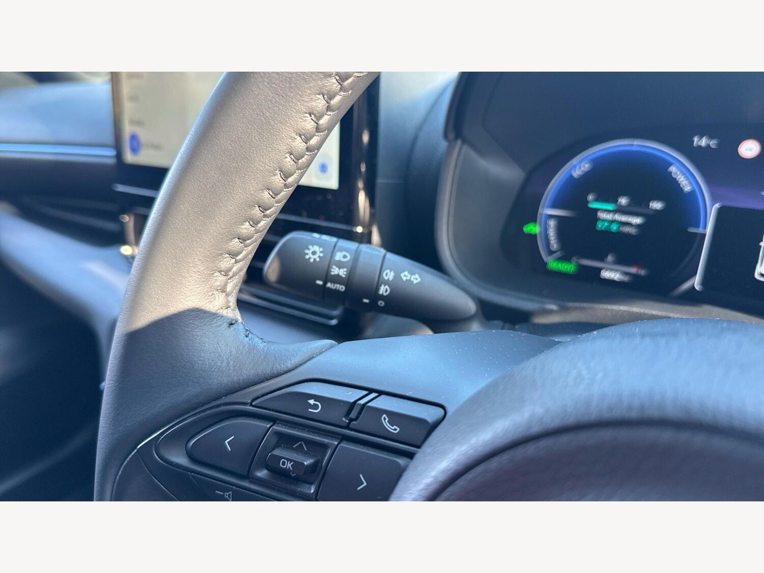 Used Toyota Yaris 2024 for sale - 78062726: Photo 38