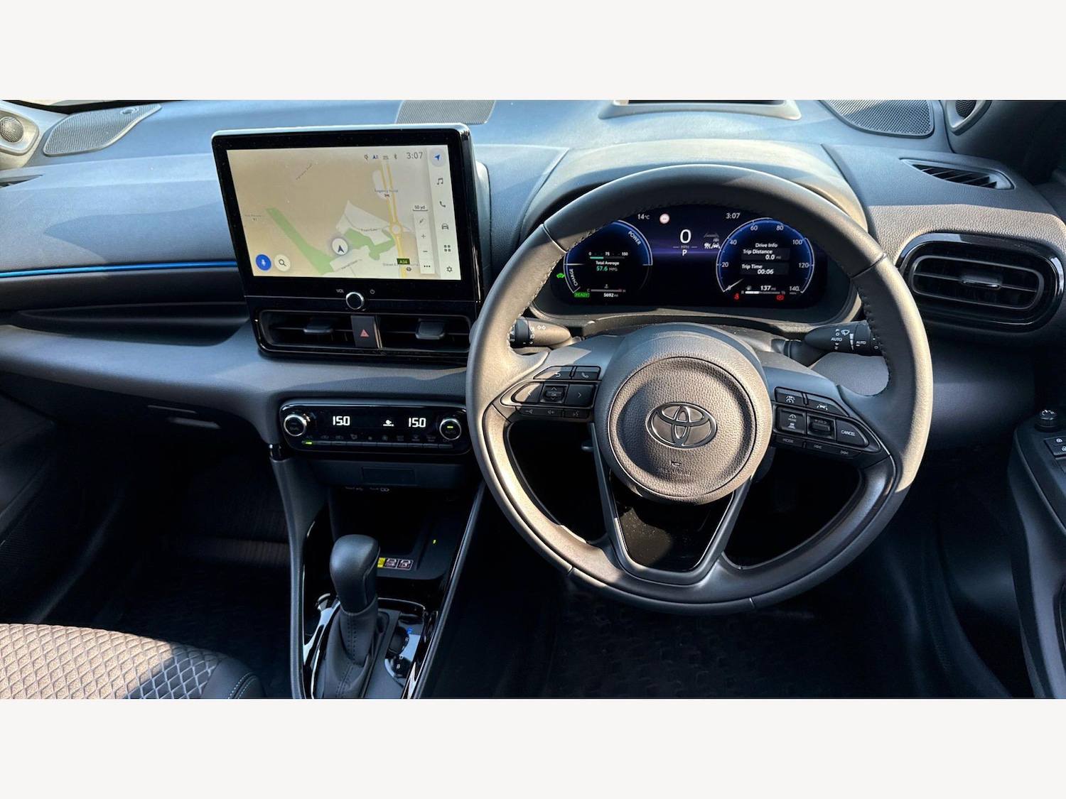 Used Toyota Yaris 2024 for sale - 78062726: Photo 8