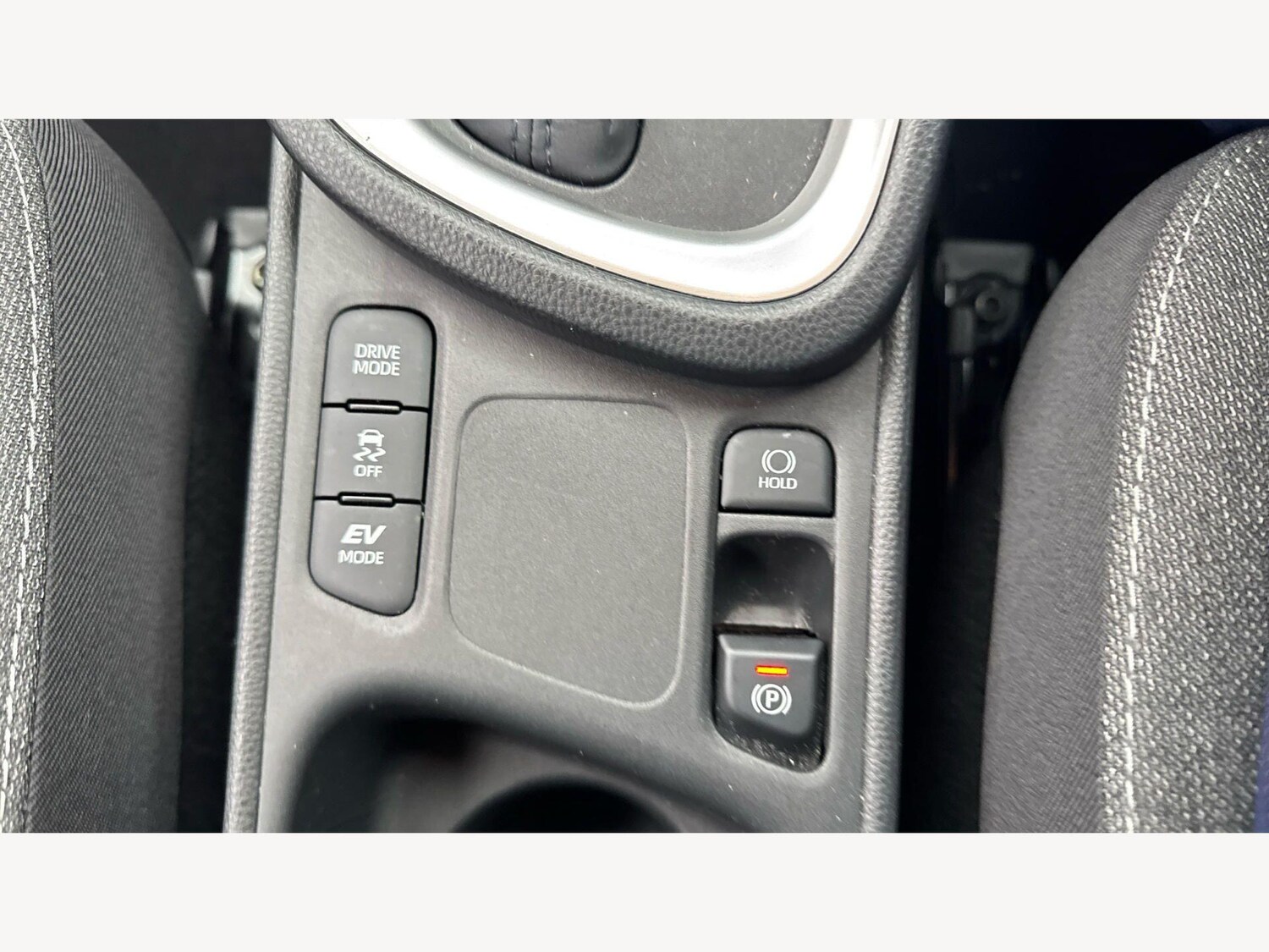 Used Toyota Yaris Cross for sale - 77753885: Photo 24