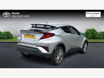 Used Toyota C-HR 2023 for sale - 78854642: Photo