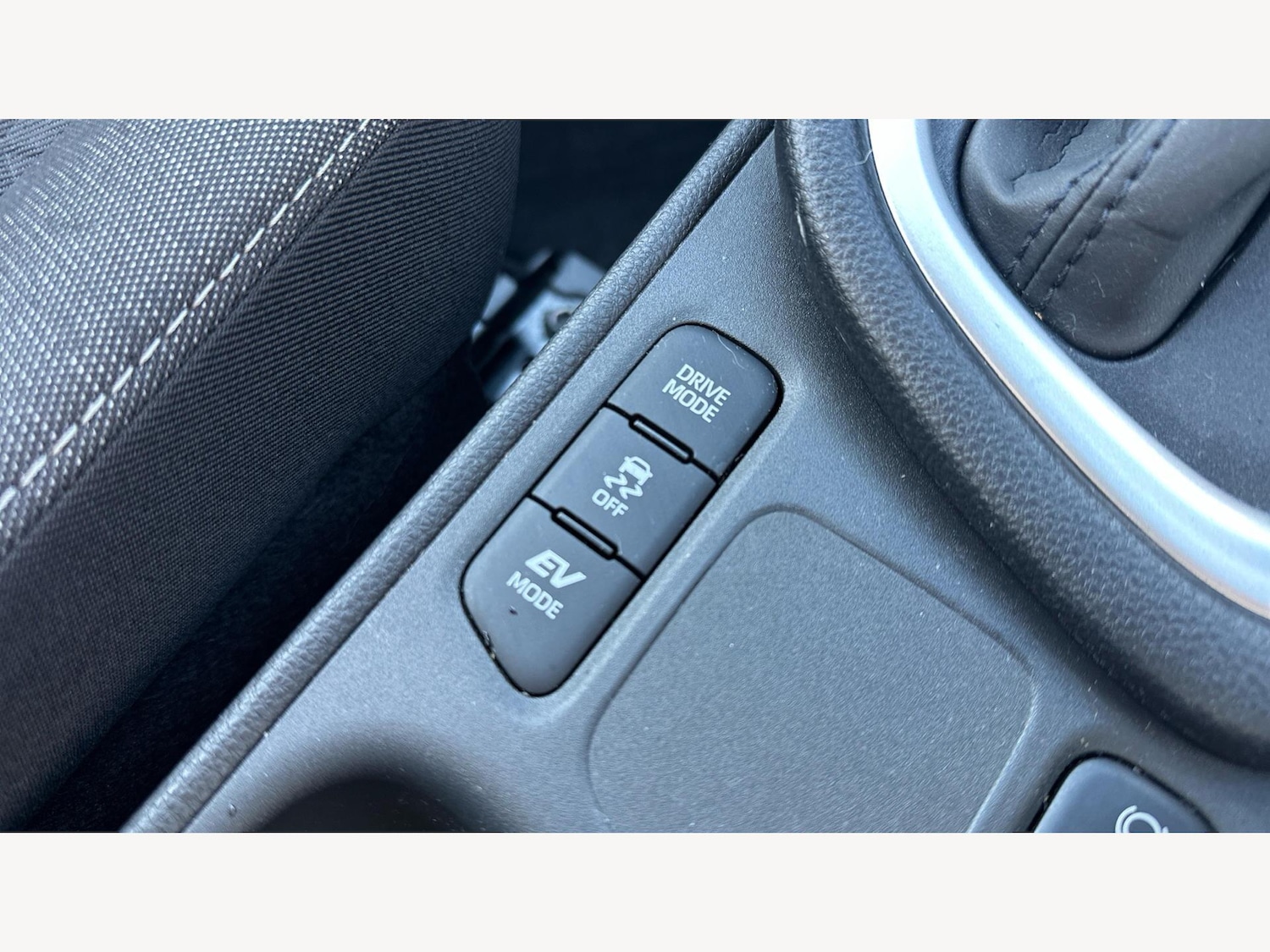 Used Toyota Yaris 2023 for sale - 77424720: Photo 28