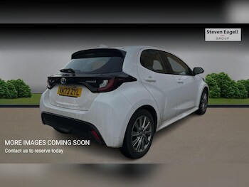 Used Toyota Yaris 2023 for sale - 77424720: Photo