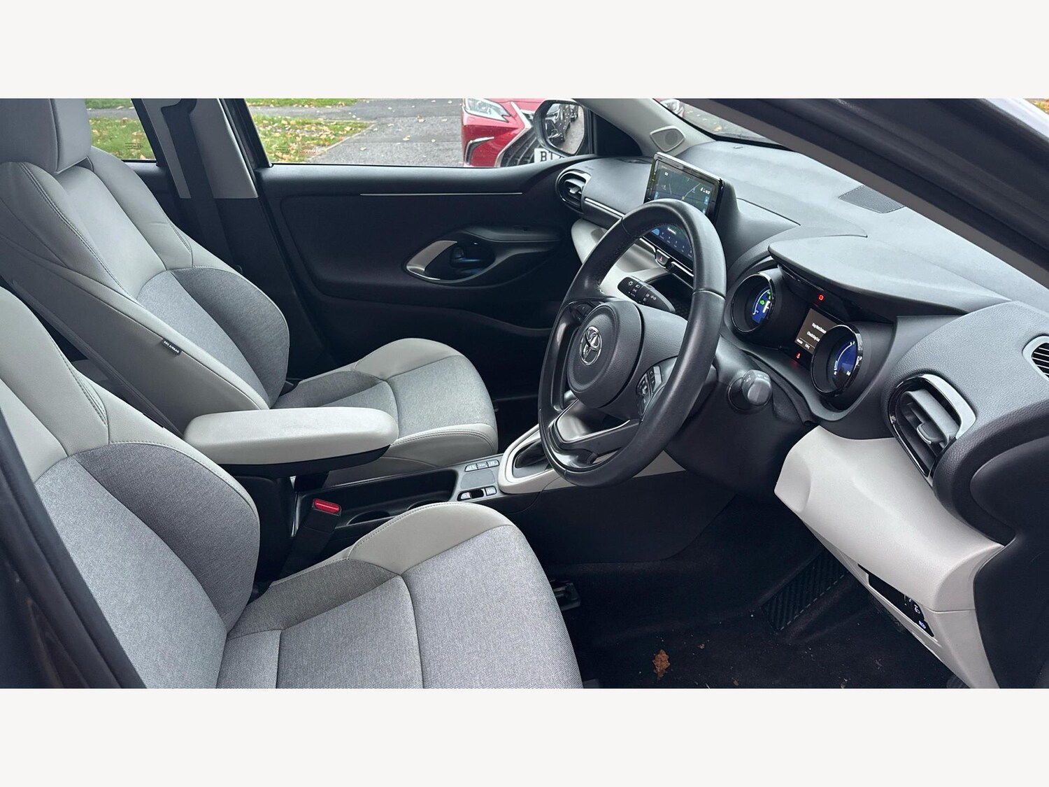 Used Toyota Yaris 2023 for sale - 76522335: Photo 13