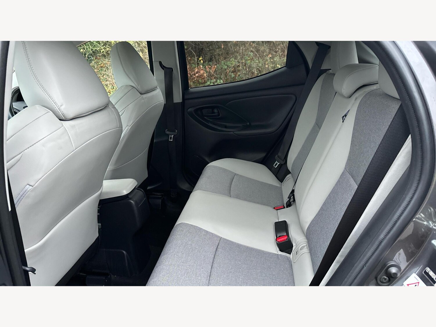 Used Toyota Yaris 2023 for sale - 76522335: Photo 15