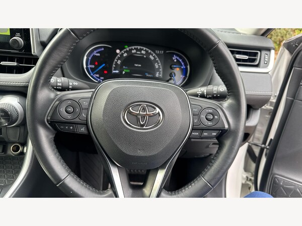 Used Toyota RAV4 2020 for sale - 76326219: Photo 10