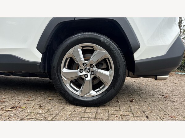 Used Toyota RAV4 2020 for sale - 76326219: Photo 20