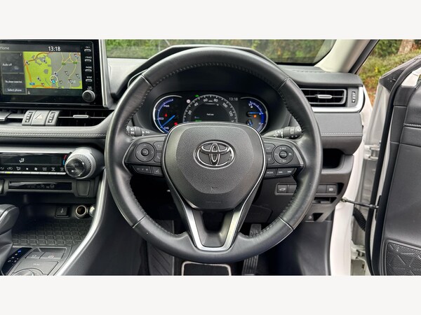 Used Toyota RAV4 2020 for sale - 76326219: Photo 8