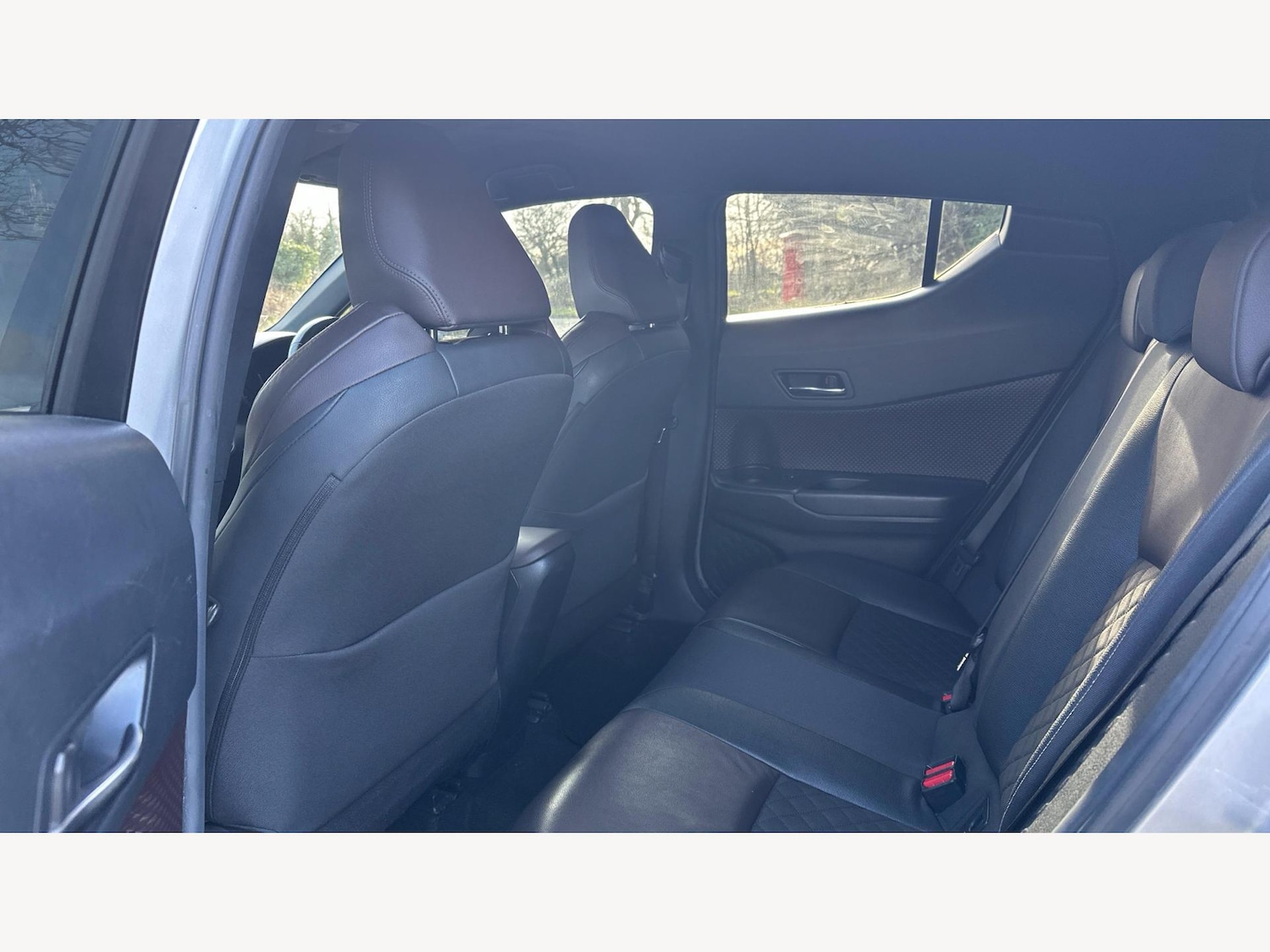 Used Toyota C-HR 2017 for sale - 77320205: Photo 15