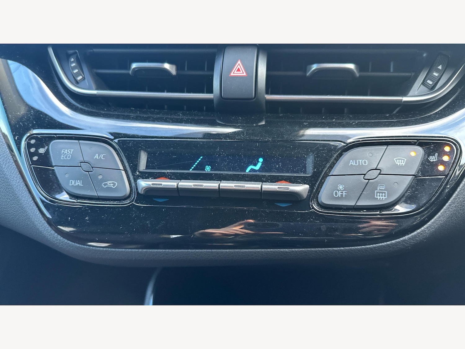 Used Toyota C-HR 2017 for sale - 77320205: Photo 22