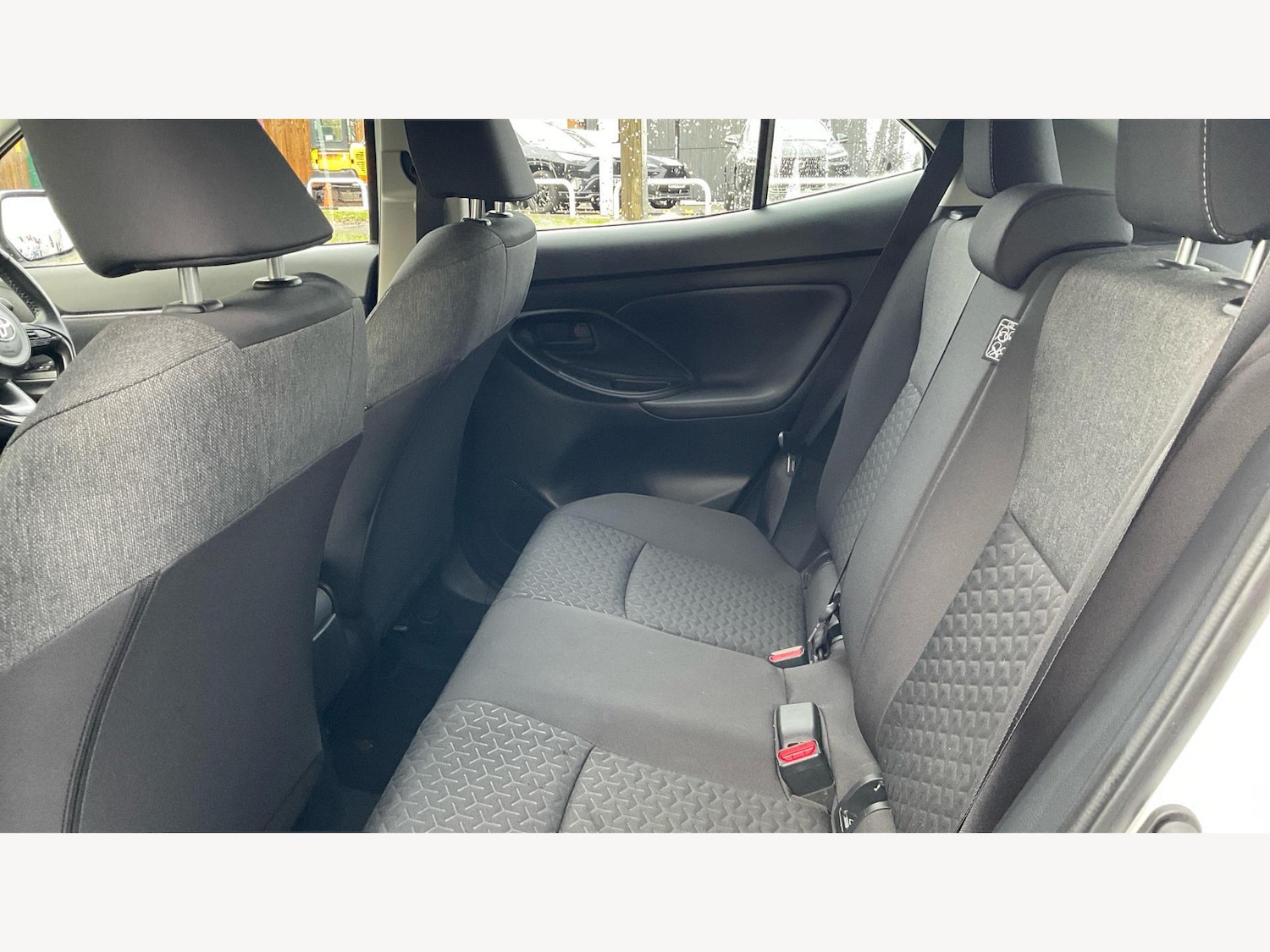 Used Toyota Yaris Cross 2024 for sale - 76781320: Photo 15