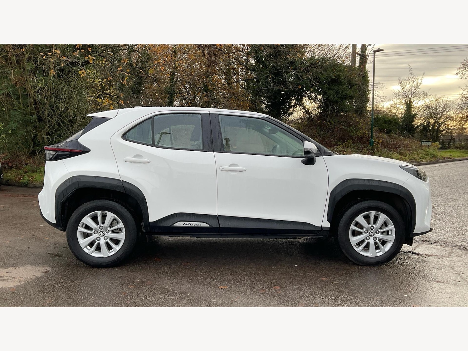 Used Toyota Yaris Cross 2024 for sale - 76781320: Photo 18