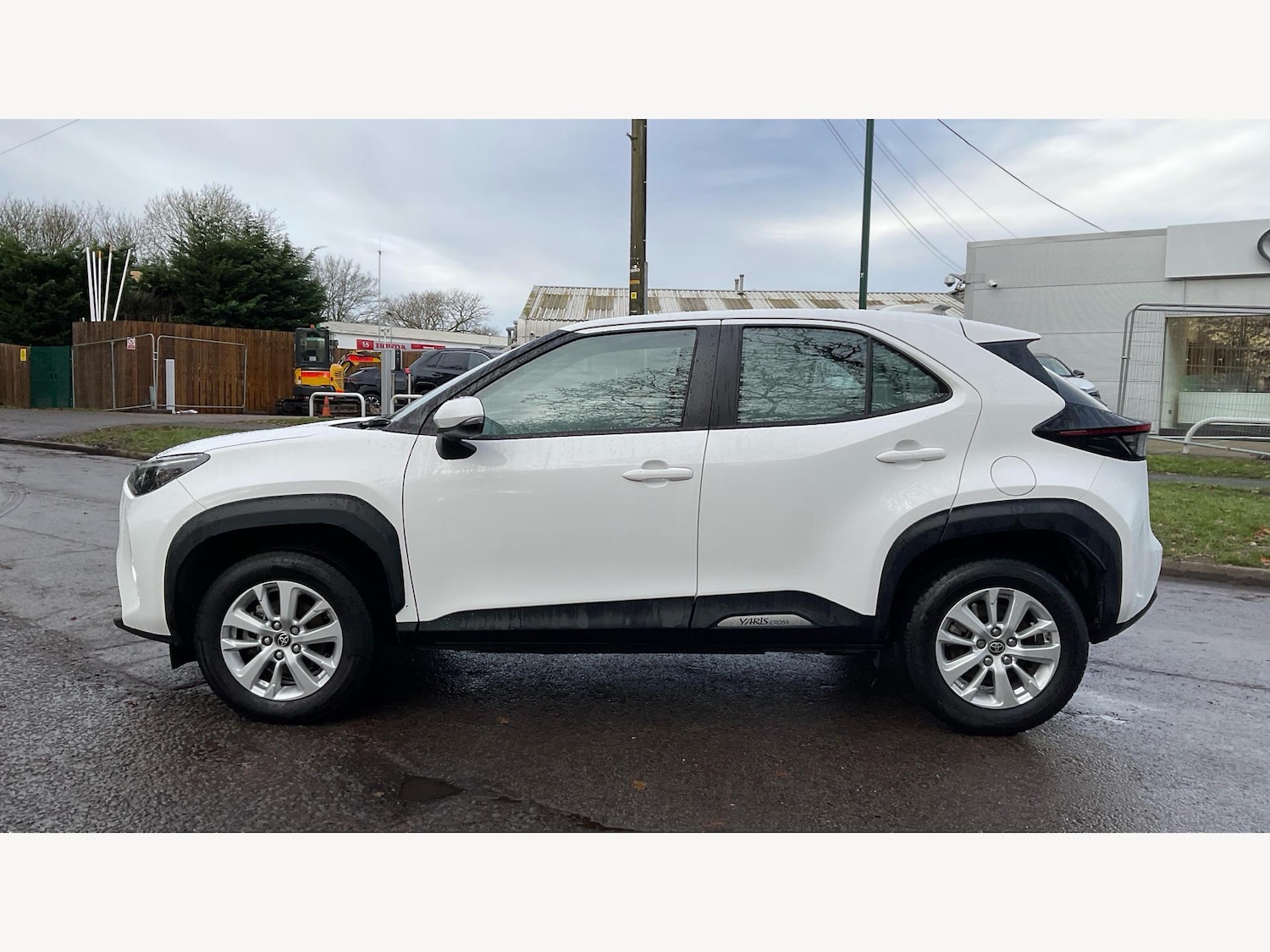 Used Toyota Yaris Cross 2024 for sale - 76781320: Photo 19