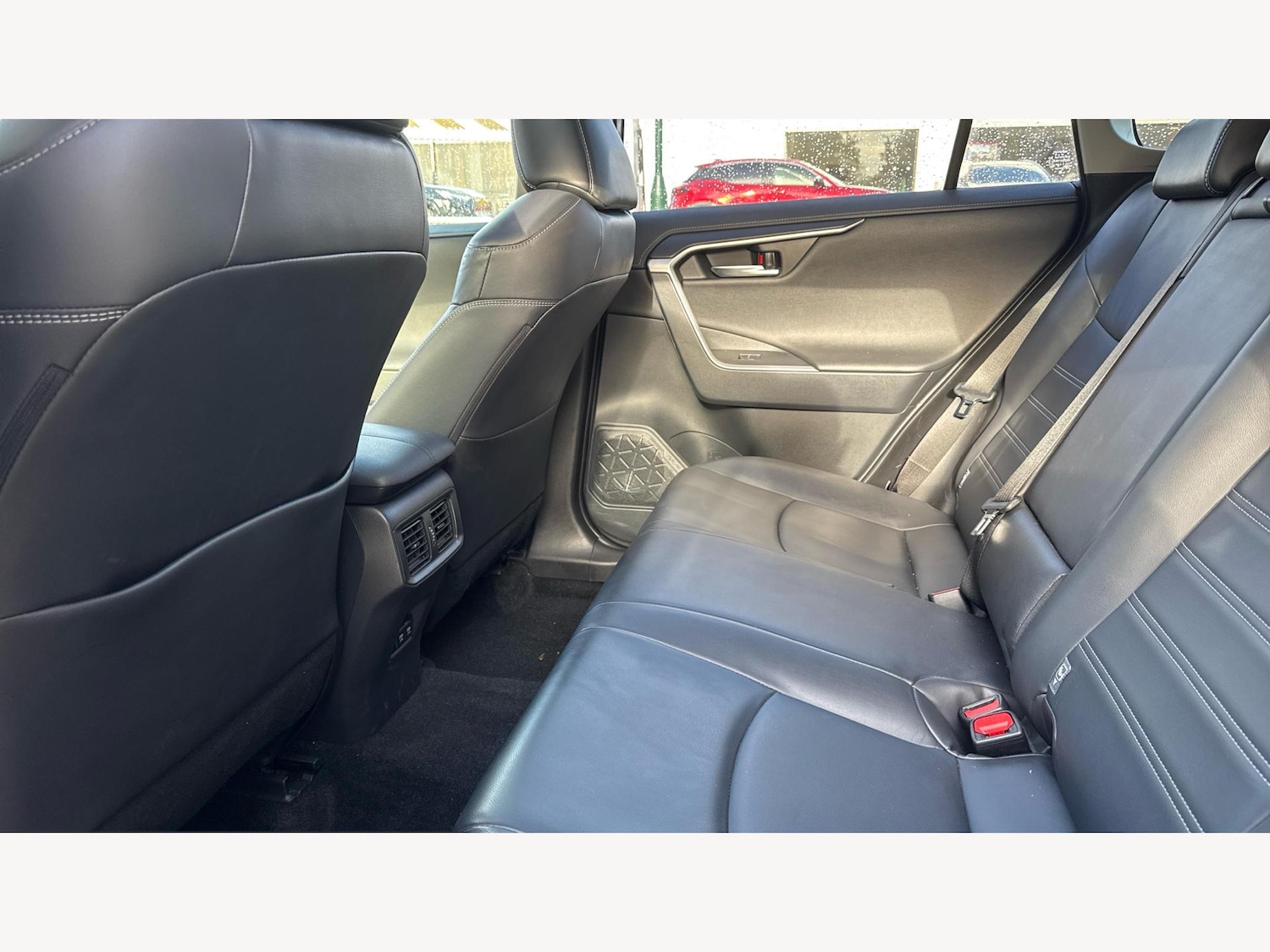 Used Toyota RAV4 2019 for sale - 76499683: Photo 15