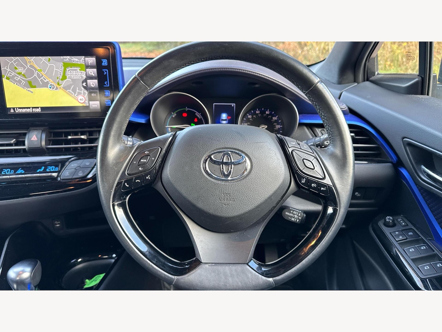 Used Toyota C-HR 2017 for sale - 76528089: Photo 10