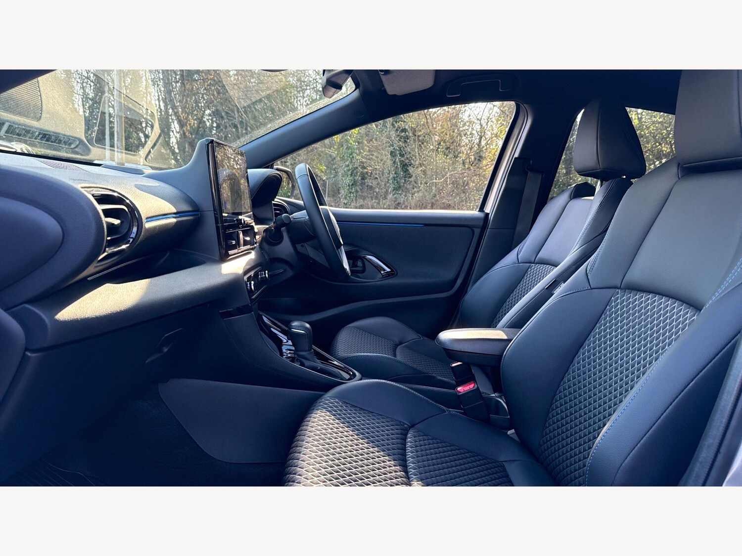 Used Toyota Yaris 2024 for sale - 77768749: Photo 12