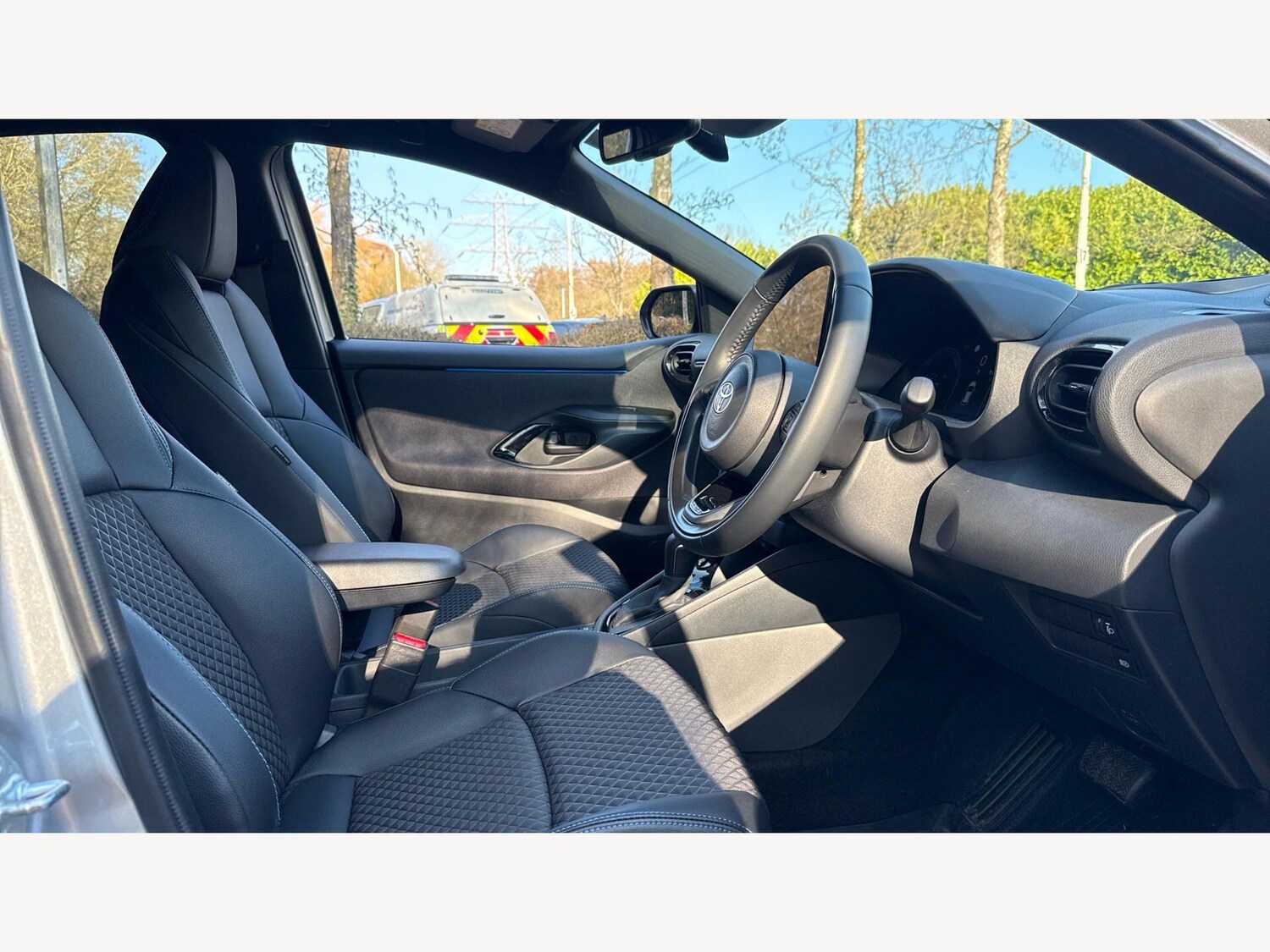 Used Toyota Yaris 2024 for sale - 77768749: Photo 13