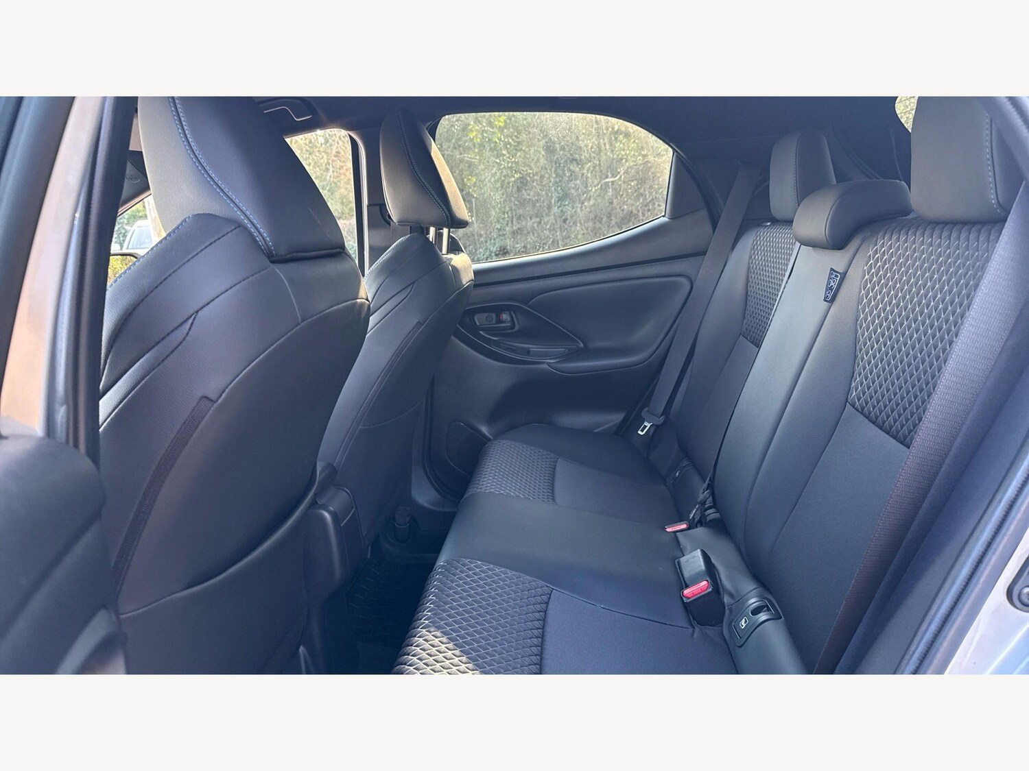 Used Toyota Yaris 2024 for sale - 77768749: Photo 15