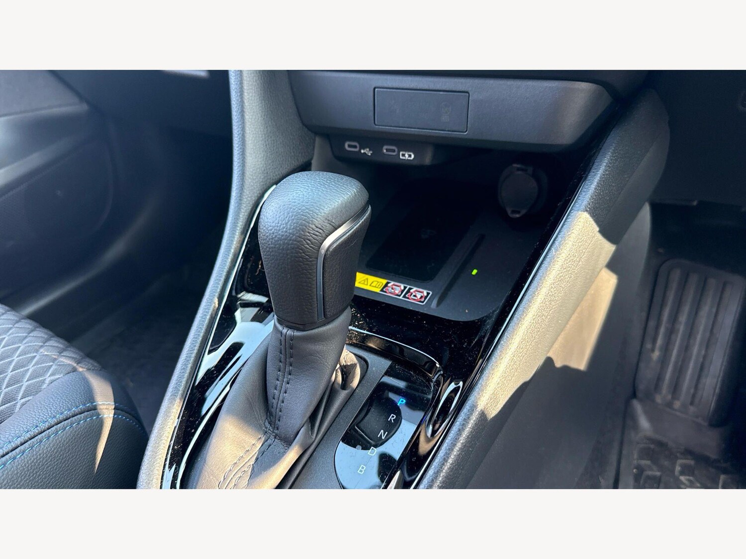 Used Toyota Yaris 2024 for sale - 77768749: Photo 30