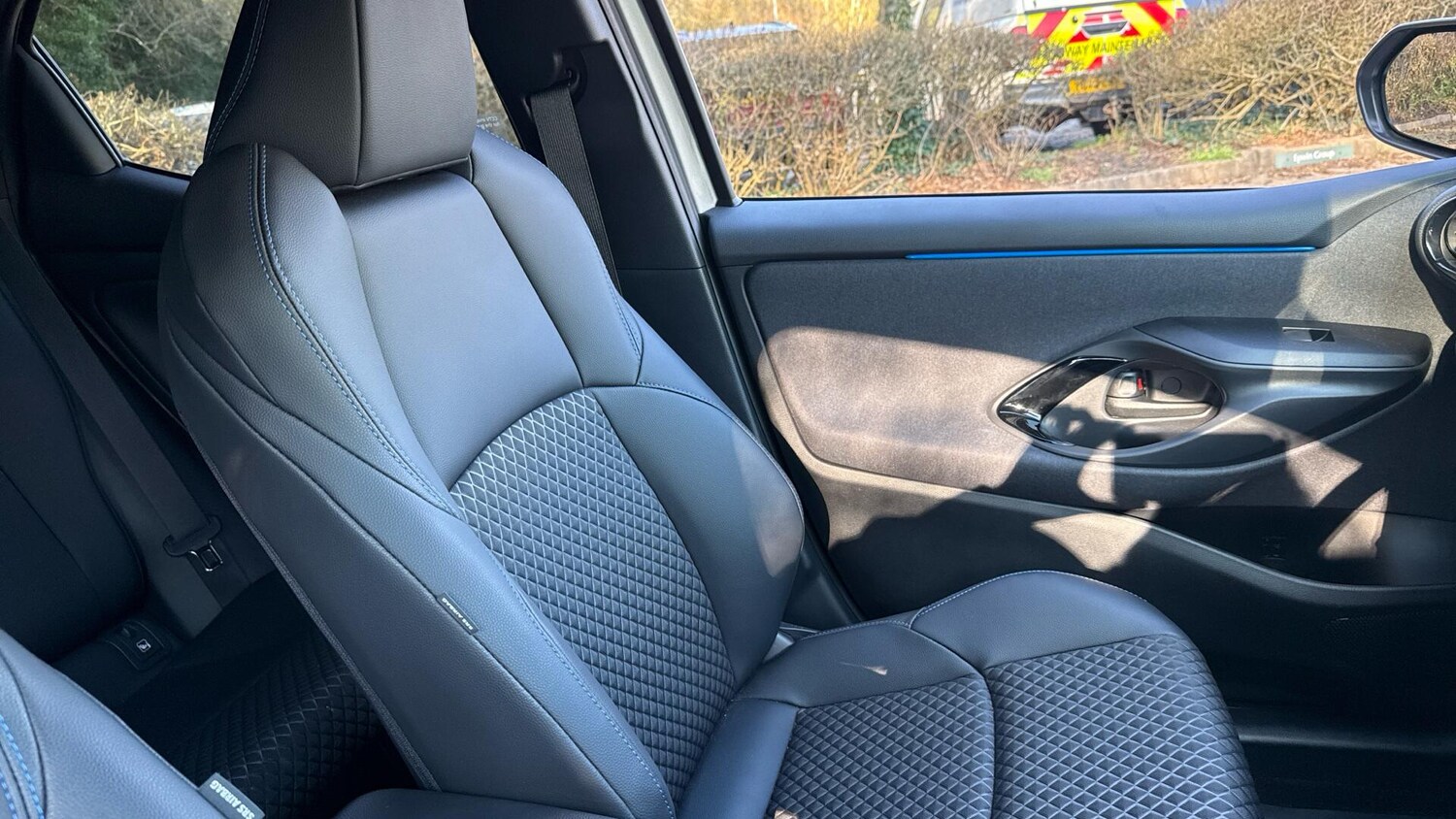 Used Toyota Yaris 2024 for sale - 77768749: Photo 34