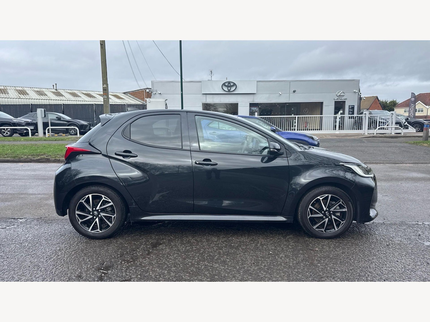 Used Toyota Yaris 2023 for sale - 77637742: Photo 18