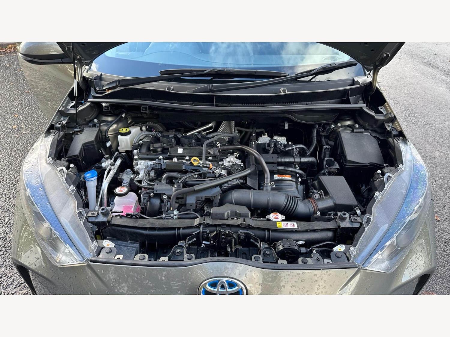 Used Toyota Yaris 2022 for sale - 76441191: Photo 25