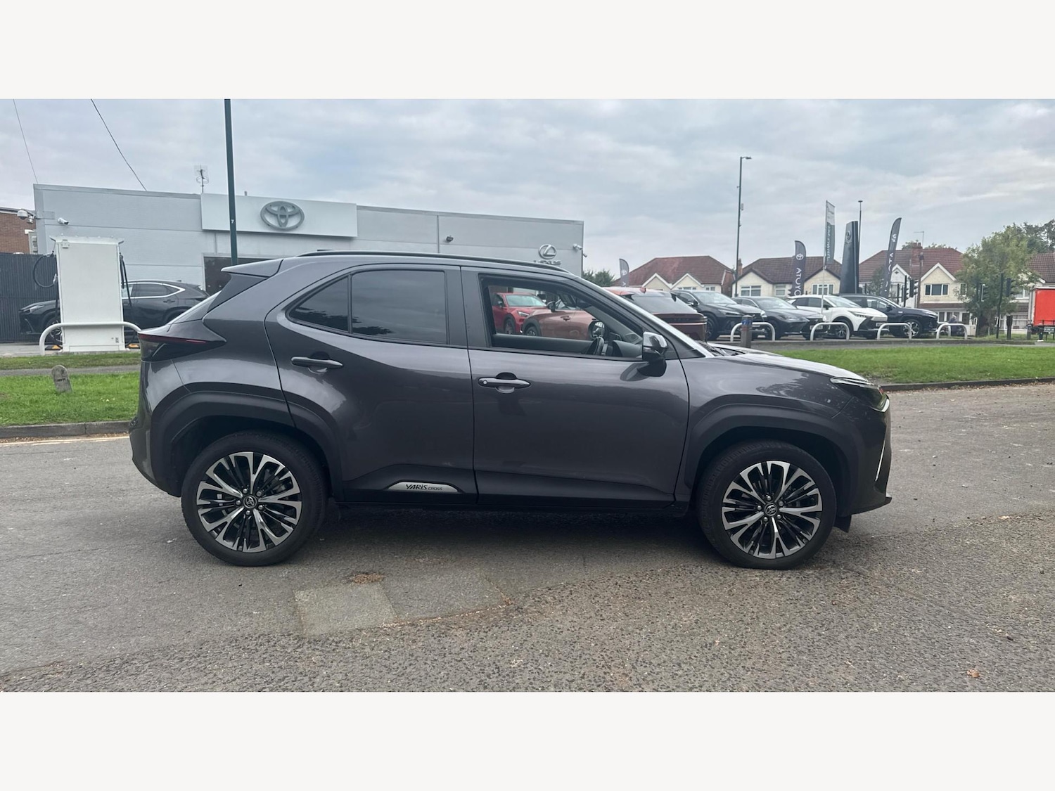 Used Toyota Yaris Cross 2023 for sale - 76166340: Photo 18