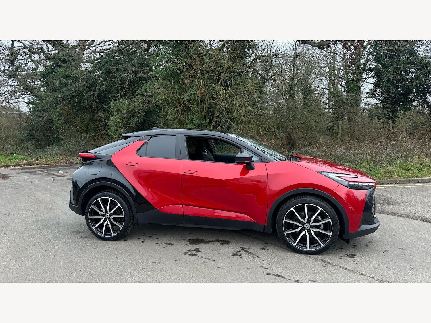 Used Toyota C-HR 2024 for sale - 77799376: Photo 18
