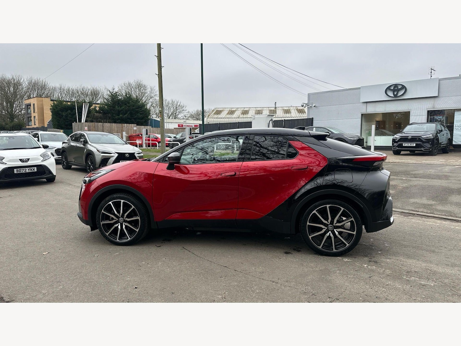Used Toyota C-HR 2024 for sale - 77799376: Photo 19